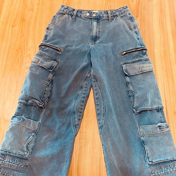 Womens Forever 21 Cargo Jeans Size 29 - Picture 1 of 9